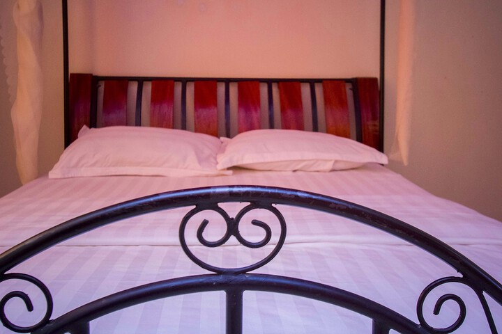 Room 6 of 58