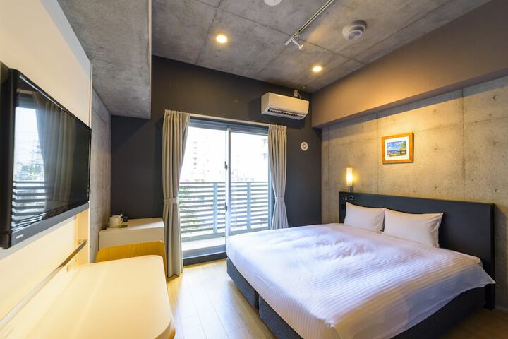 Room 47 of 191