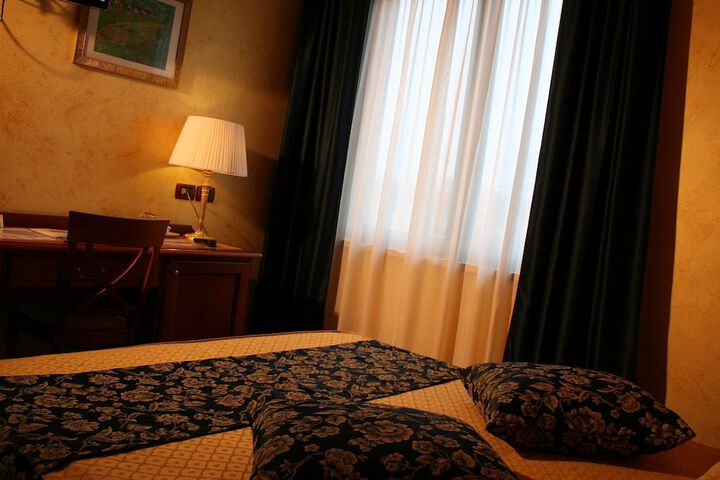 Room 17 of 55