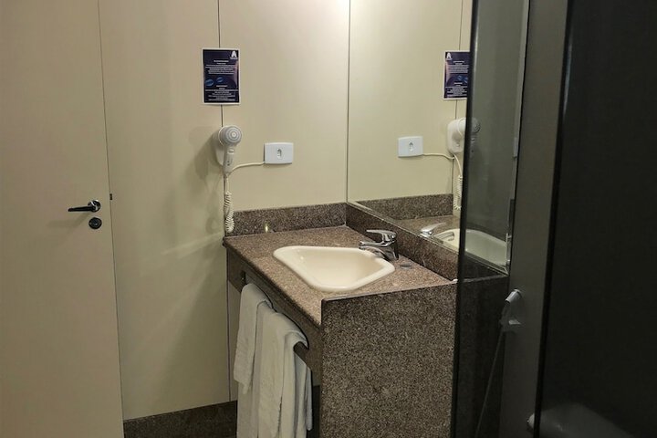 Room 48 of 92
