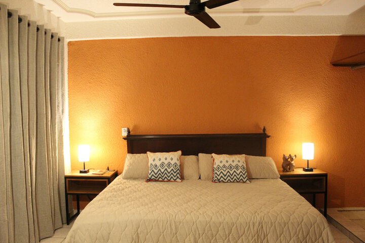 Room 3 of 41
