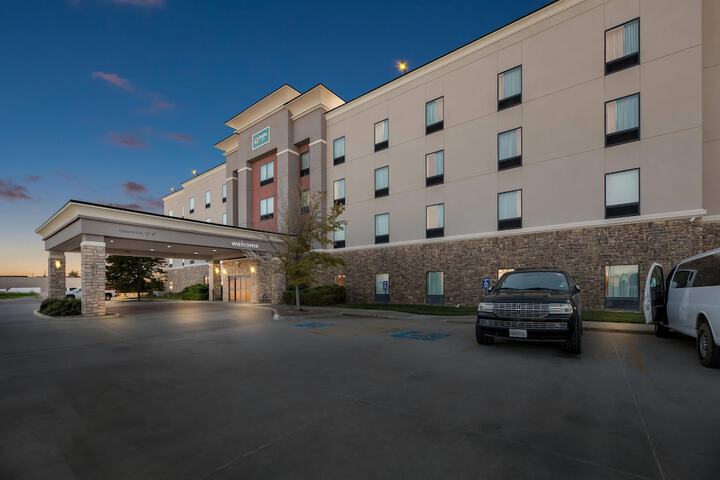 Hotel 68 of 68