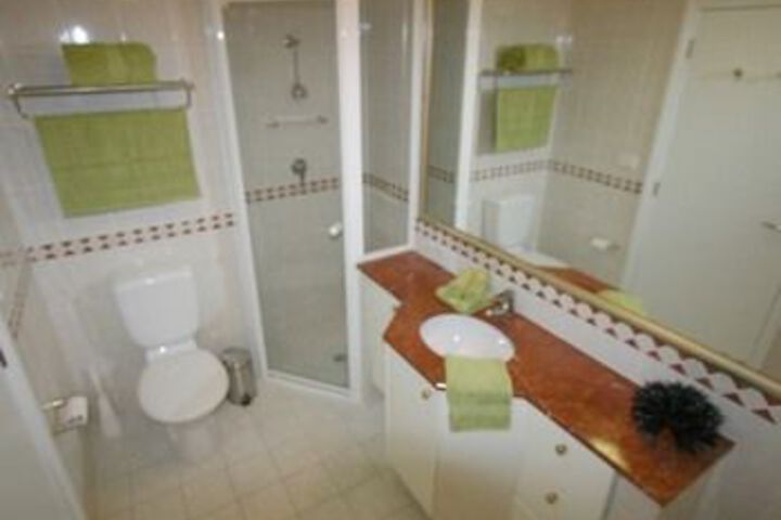 Room 3 of 11