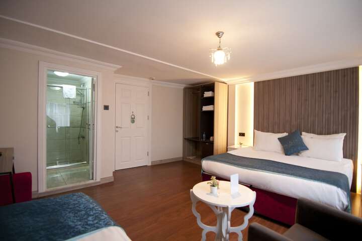 Room 16 of 54