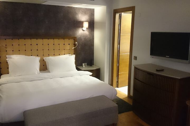 Room 13 of 67