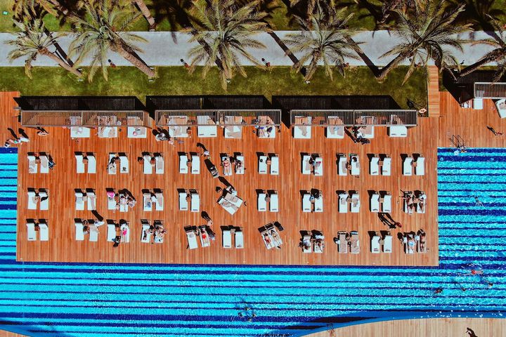 Pool 44 of 126
