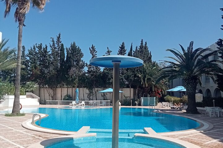 Pool 18 of 34