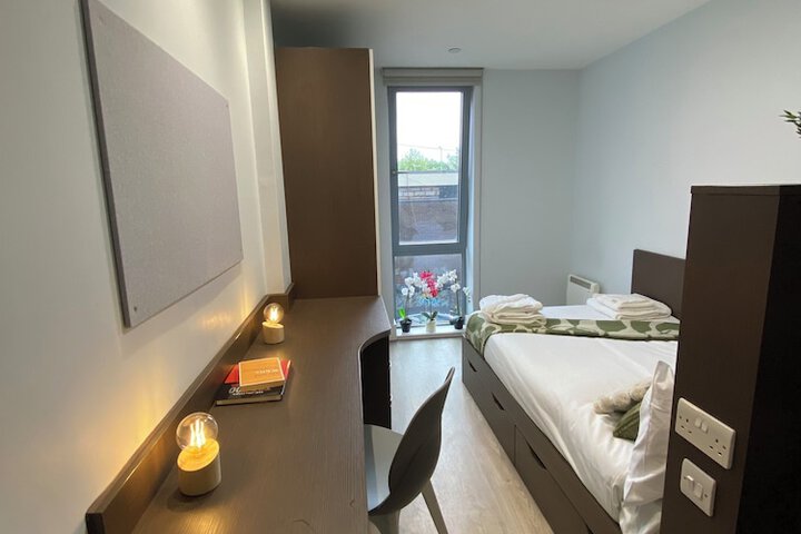 Room 12 of 51