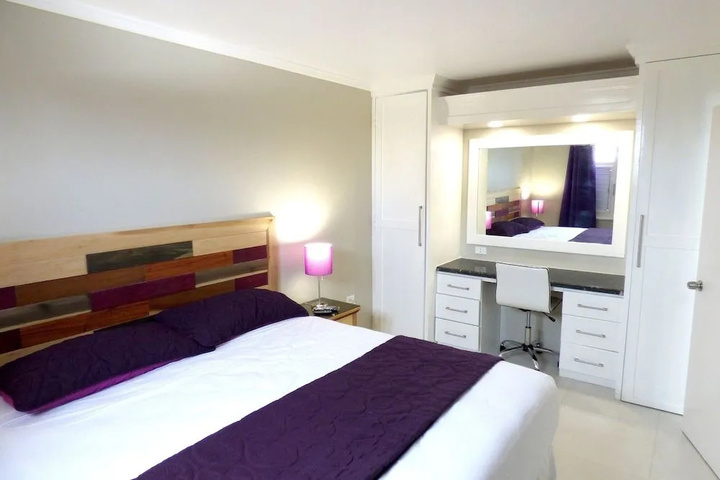 Room 3 of 17