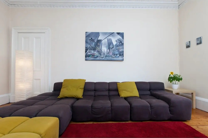 Stylish spacious central Fab Festival Flat For 4