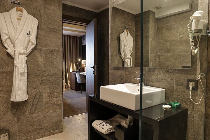Bathroom Interior Photo