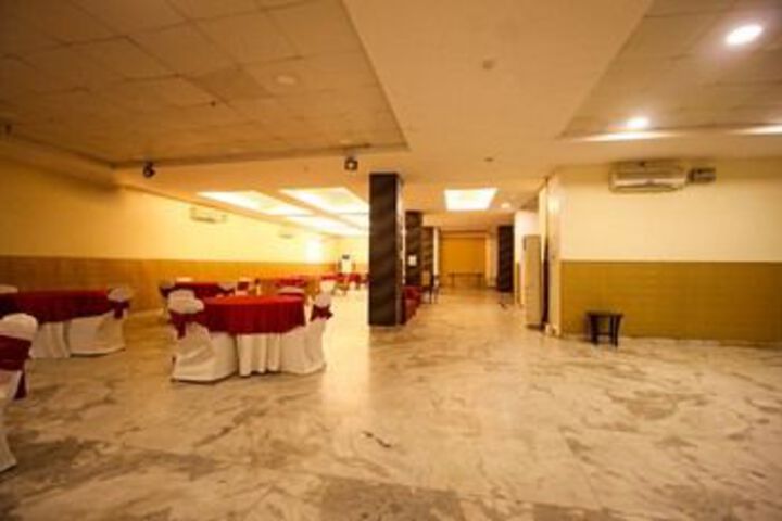 Ballroom/Hall 3 of 23