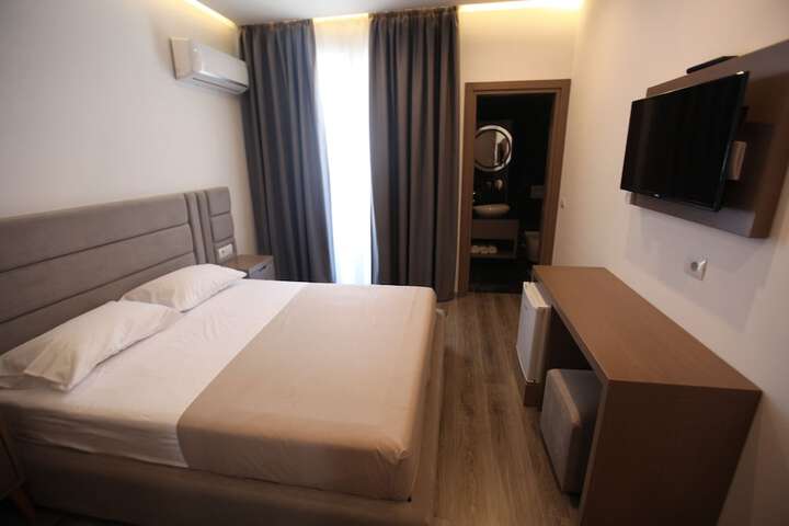 Room 20 of 59