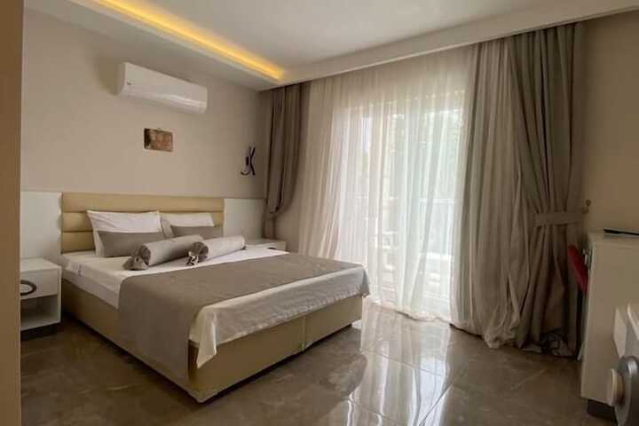 Room 41 of 119