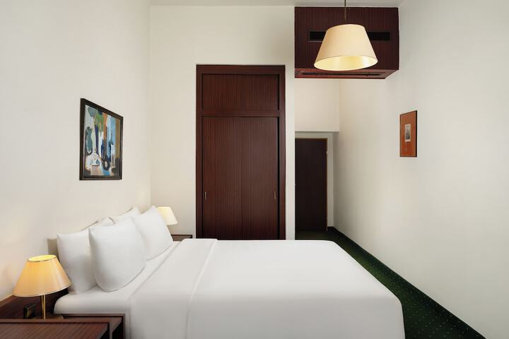 Room 14 of 56