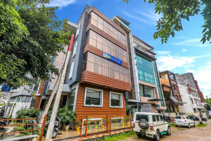 FabHotel Surya