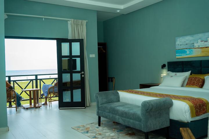 Room 6 of 34