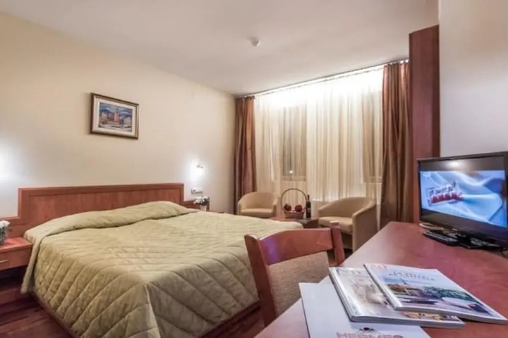 guest_rooms