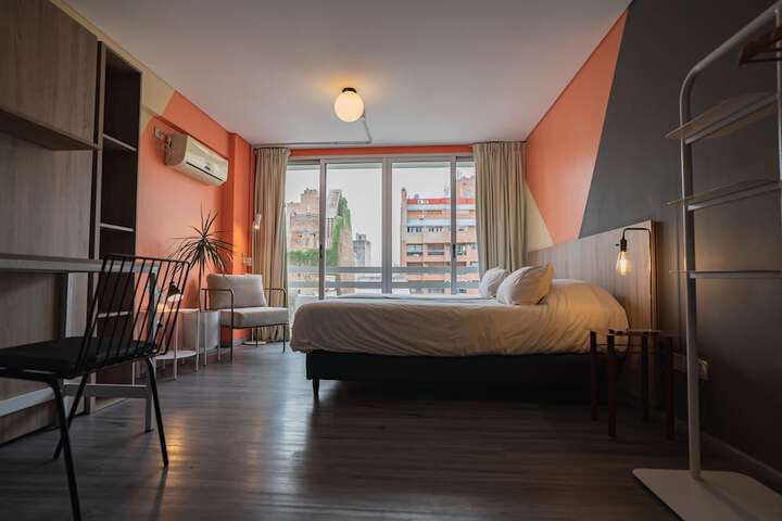 Room 10 of 46