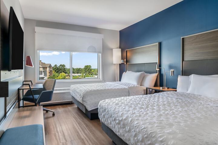 Room 42 of 51