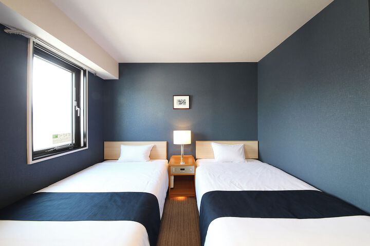 Room 28 of 56