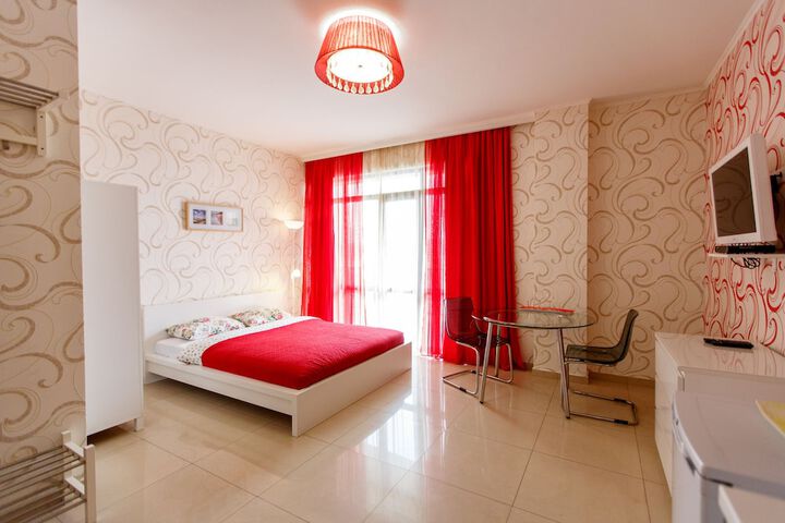 Room 8 of 64