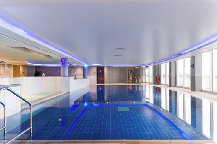 Pool 64 of 135