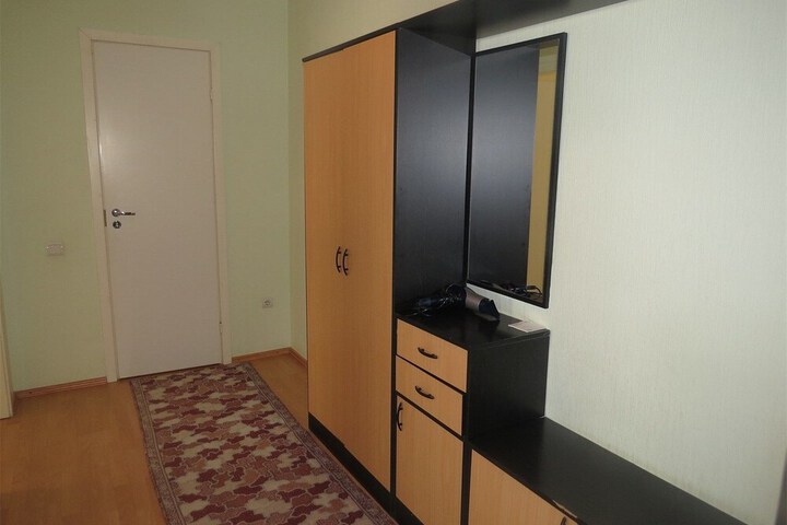 Room 25 of 38