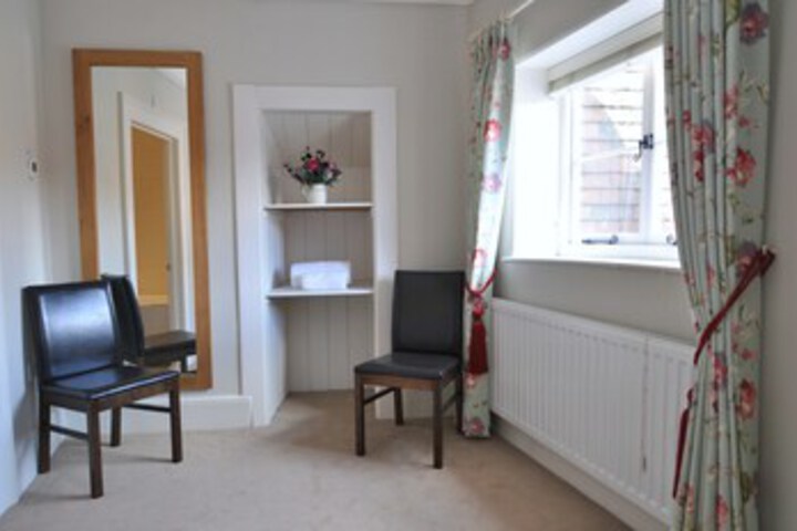 Room 8 of 15