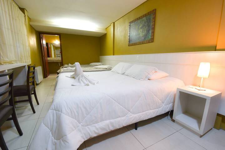 Room 5 of 13