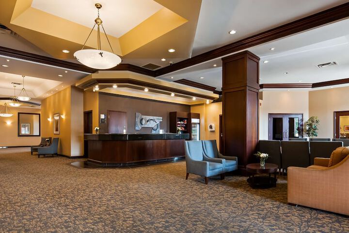 Hotel Interior 3 of 38