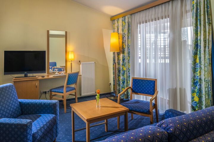 Room 15 of 75