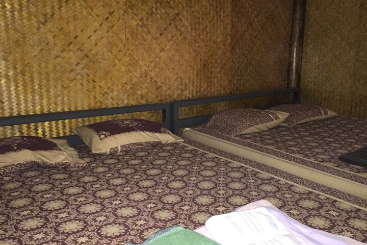 Room 12 of 34