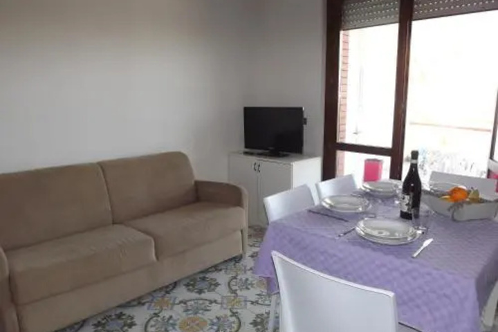 Room 2 of 14