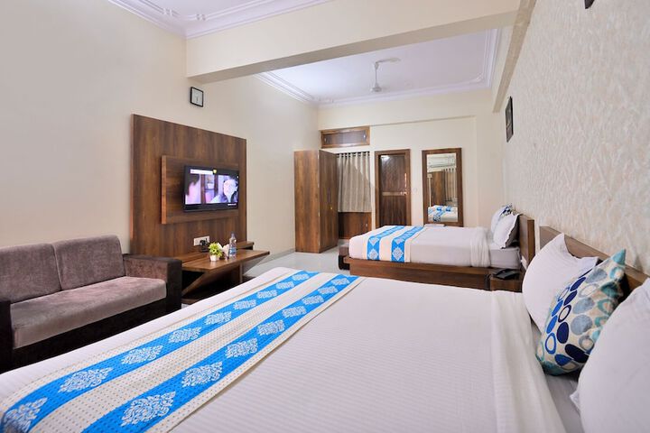 Room 5 of 25