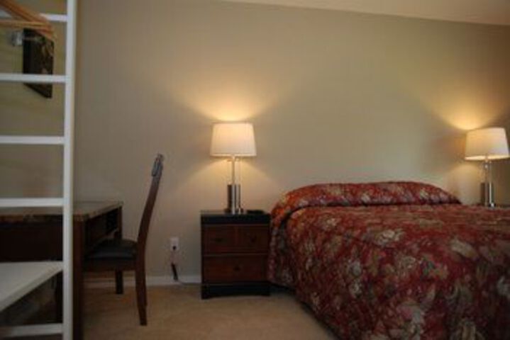 Room 16 of 35