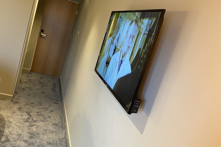 Room 6 of 39