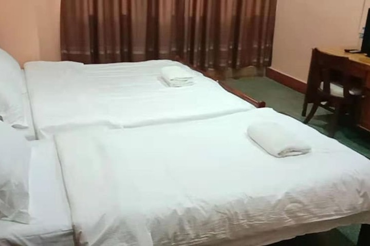 Room 16 of 61