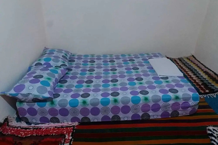 Room 4 of 11