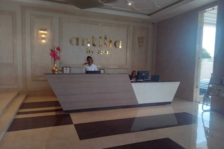 Hotel Interior 3 of 36