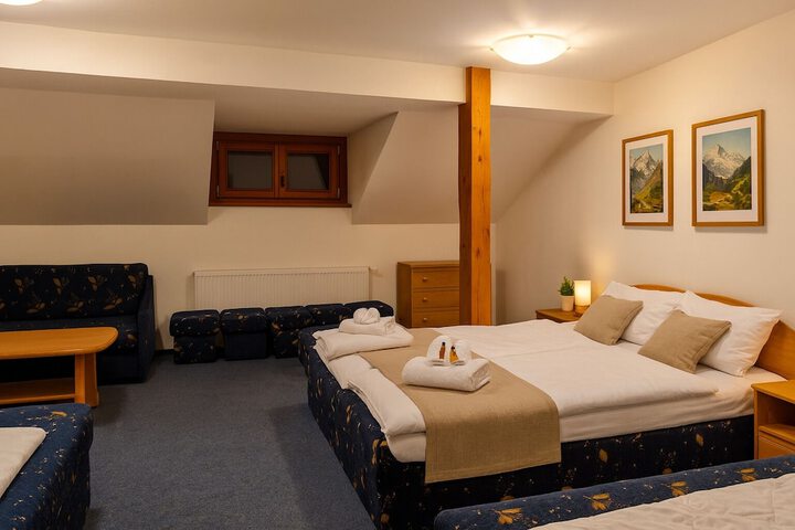 Room 8 of 42