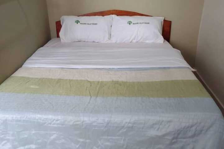 Room 5 of 26