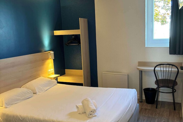 Room 15 of 41