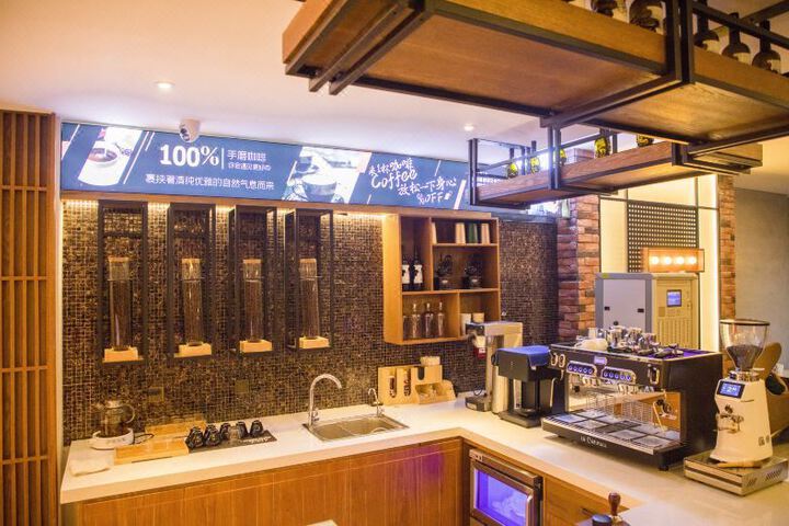 James Joyce Coffetel (Hohhot Exhibition Hall East Road Shop)