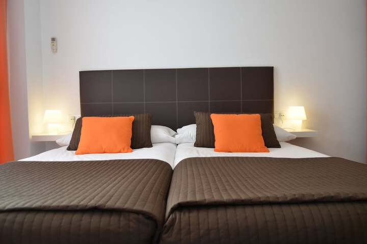 Room 6 of 36