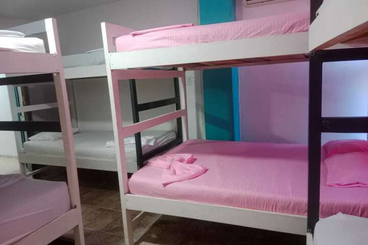 Room 5 of 6