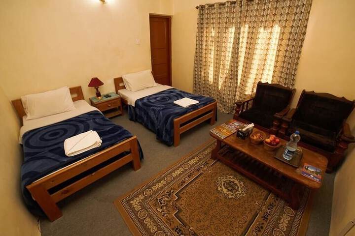 Room 14 of 19