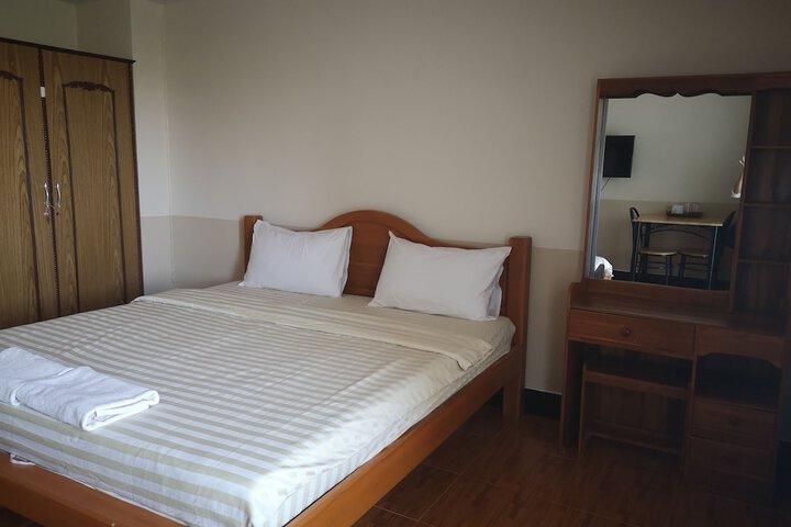 Room 5 of 21