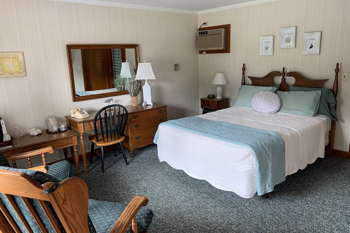 Room 25 of 167