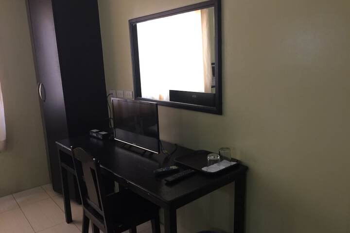 Room 11 of 29